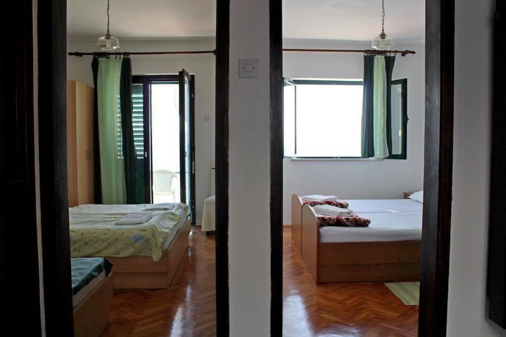 בריסט Apartments Pansion Franka מראה חיצוני תמונה
