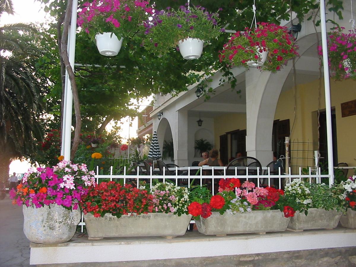 בריסט Apartments Pansion Franka מראה חיצוני תמונה